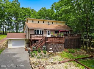 17 Basswood Ct, Albrightsville, PA 18210
