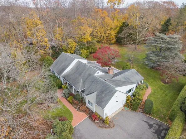 336 W Hills Road, Huntington, NY 11743
