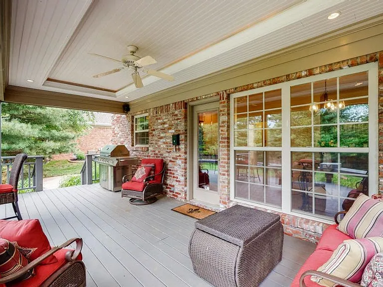 7703 Wolfpen Ridge Dr — Photo 27