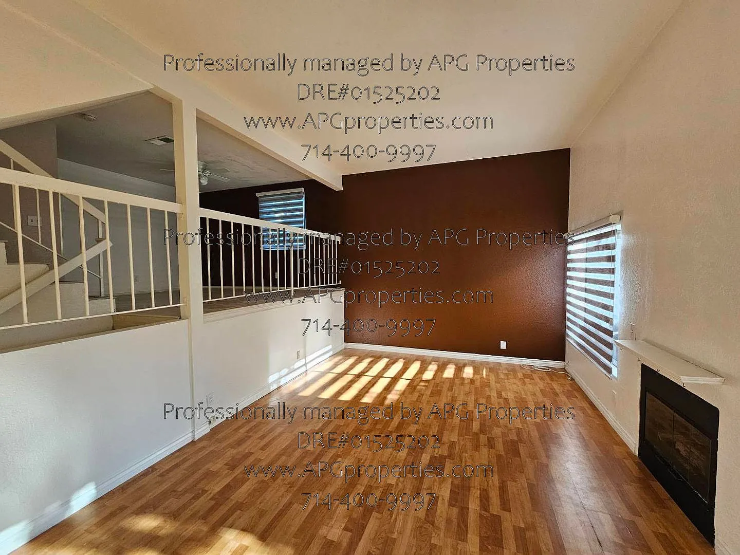 Newly refreshed! 3 Bedroom 2.5 Bath End Unit Townhome Centrally Located in Orange — Photo 2