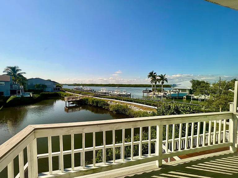 2486 Harbour Cove Dr — Photo 18