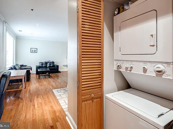 5th image of 627-37 N 18th St #208