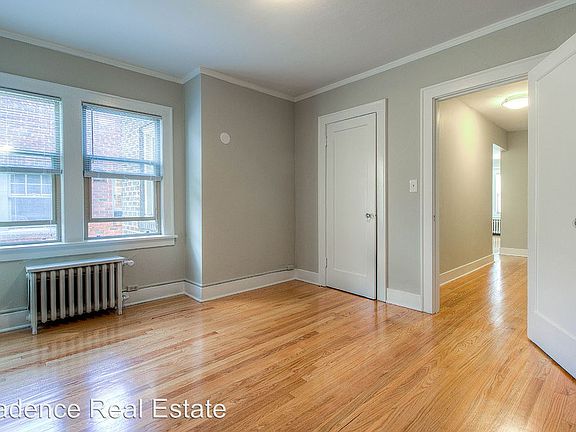 4th image of 411 Bellevue Ave E APT 303