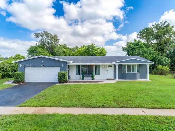 4837 NW 8th St, Plantation, FL 33317