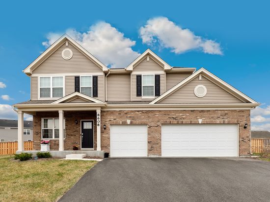8608 Savoy Ct, Joliet, IL 60431