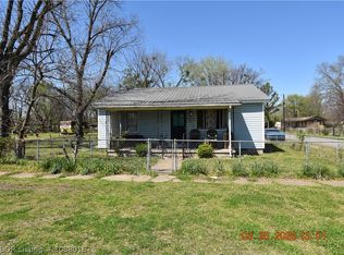 401 S Main St, Sallisaw, OK 74955
