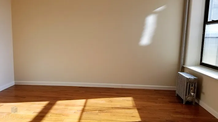 Rented by Hillel Realty Group | media 23