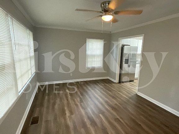 3rd image of 2668 Hood Ave NW