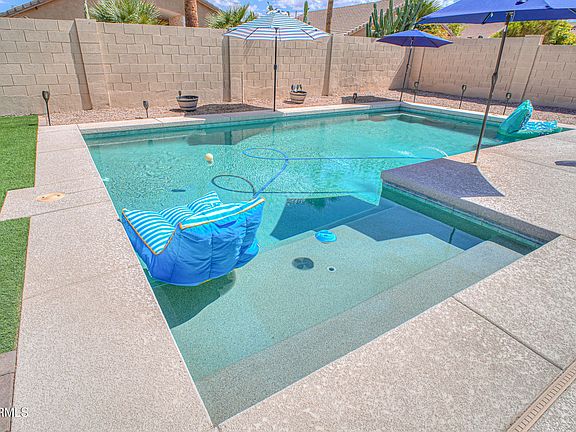 5th image of 43445 W HILLMAN Drive