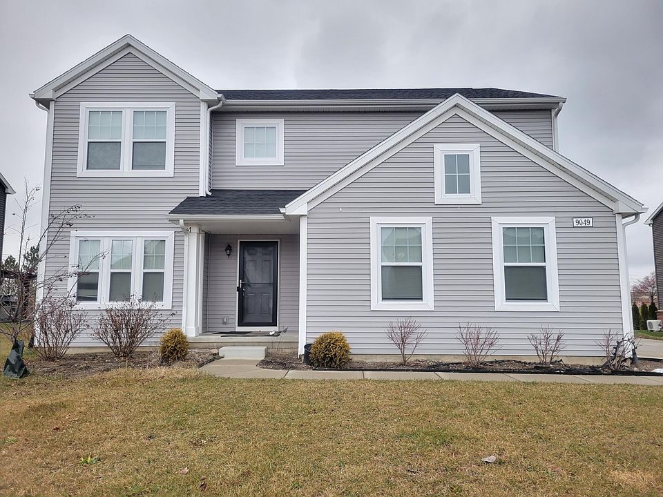 1st image of 9049 Chambord Dr