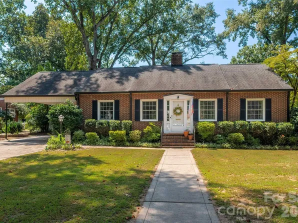 116 E Hill St, Fort Mill, SC 29715