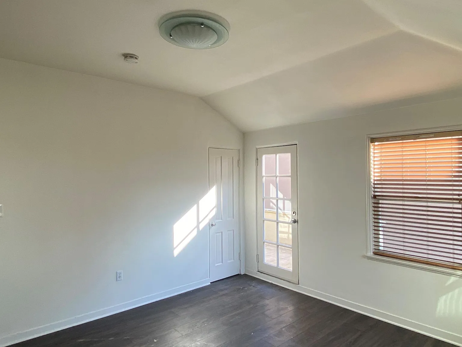 Holloway Dr, West Hollywood — Photo 2