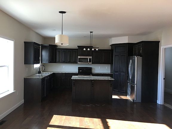  corner pantry granite tops
