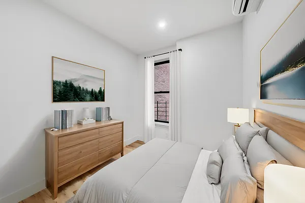 Rented by Vector New York, LLC | media 18