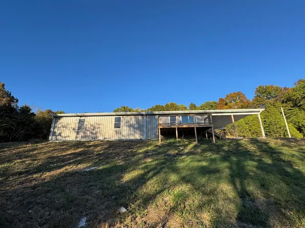 427 Highland Mountain Rd, Livingston, TN 38570