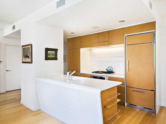 3rd image of 2 River Ter APT 5D