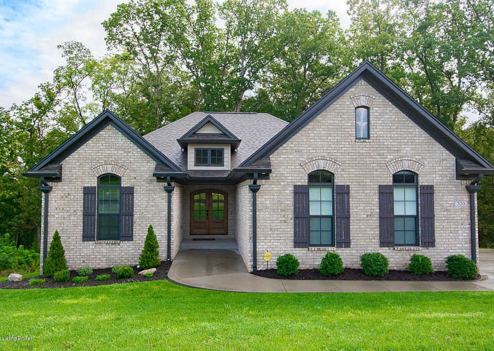 1st image of 320 Bluffs Edge Dr