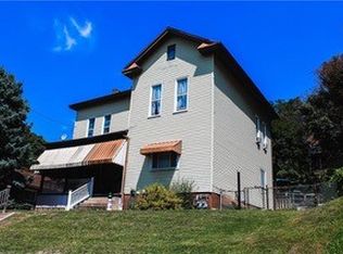 825 North Ave, Braddock, PA 15104