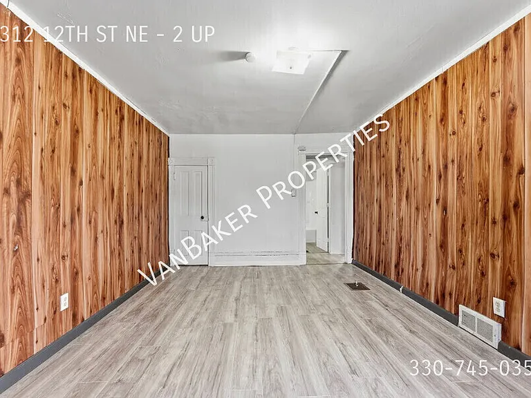 1312 12th St NE #2 — Photo 6