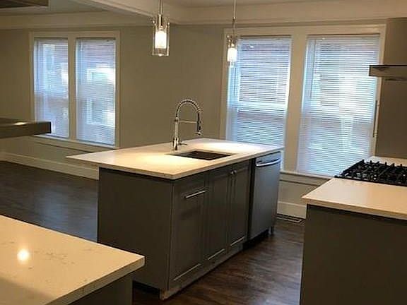 4th image of 6343 Richmond Ave APT 3