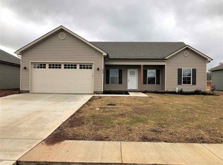 848 Alpine Pine St, Bowling Green, KY 42101