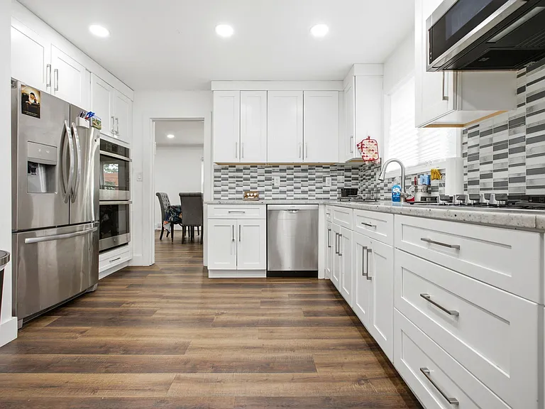 2429 Claver Rd — Photo 11