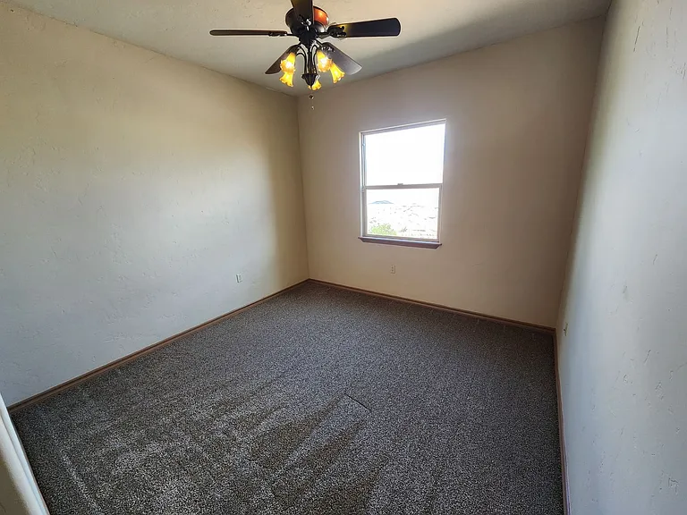 4189 Capistrano Ave — Photo 30