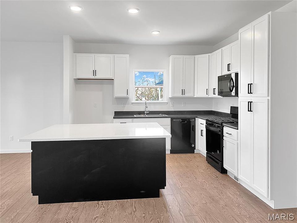 2nd image of 2300 Hanks Close #171
