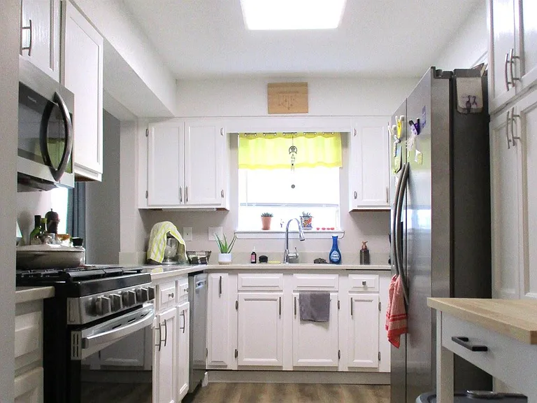 407 Adam St NW — Photo 4