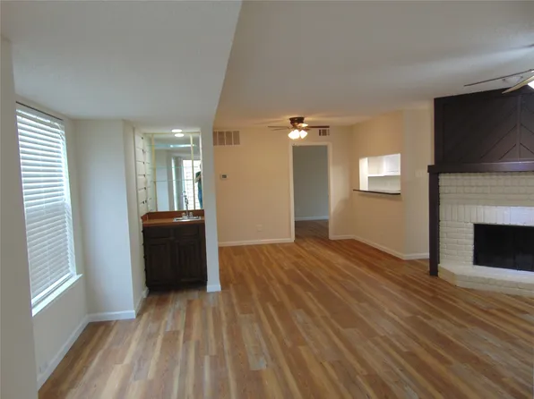 5200 Martel Ave APT 20A, Dallas, TX 75206