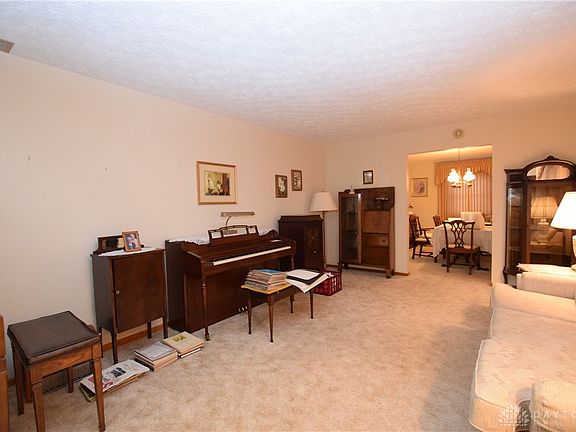 4th image of 2126 Liberty Rd