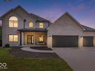 8326 Haggard Ct, Martinsville, IN 46151