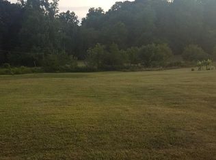 2639 Rutrough Rd, Roanoke, VA 24014