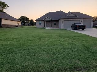 17765 Harmon Rd, Fayetteville, AR 72704