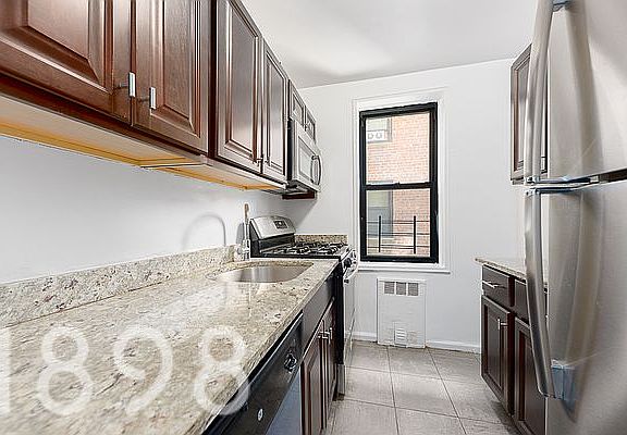 3rd image of 39-89 50th St #3B