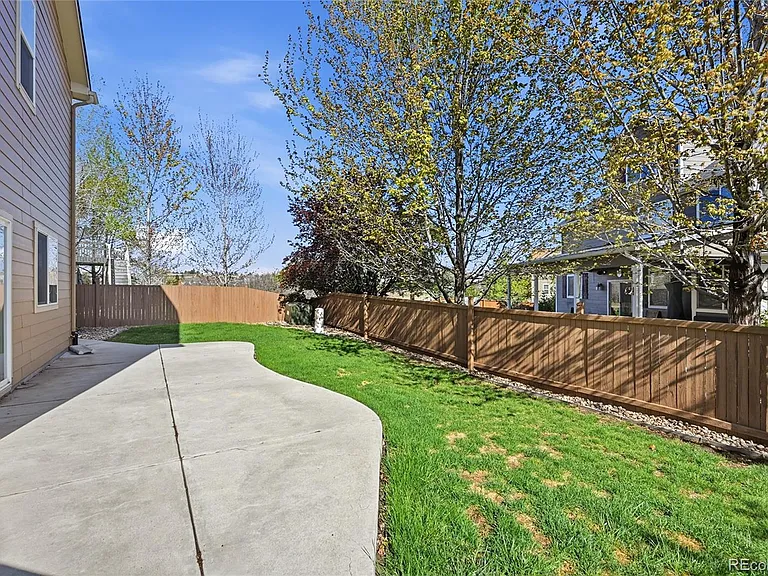 3645 Desert Ridge Cir — Photo 29