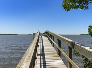 19 Ocean Estates Dr, Fort Pierce, FL 34949