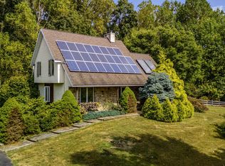 558 Bulltown Rd, Elverson, PA 19520