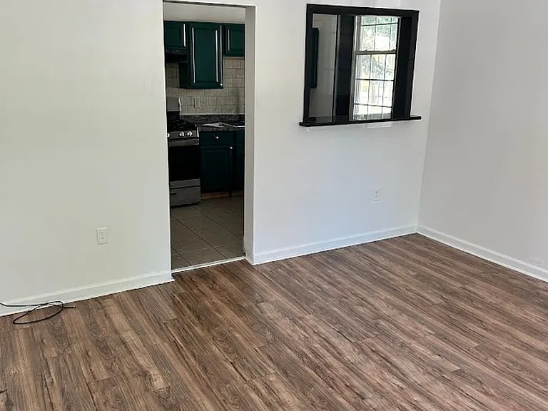 200 Walnut St — Photo 5