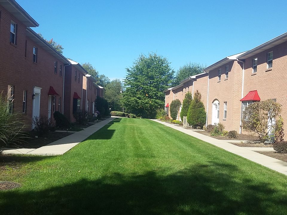 Townhomes - front