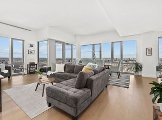 75 Park Ln S #Penthouse 3701, Jersey City, NJ