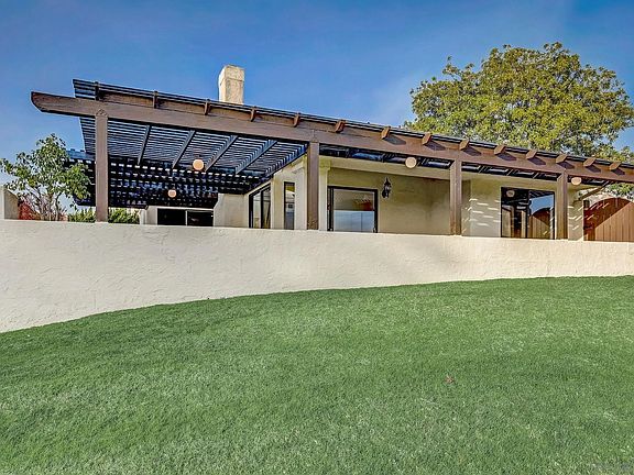 2nd image of 12875 Camino Ramillette