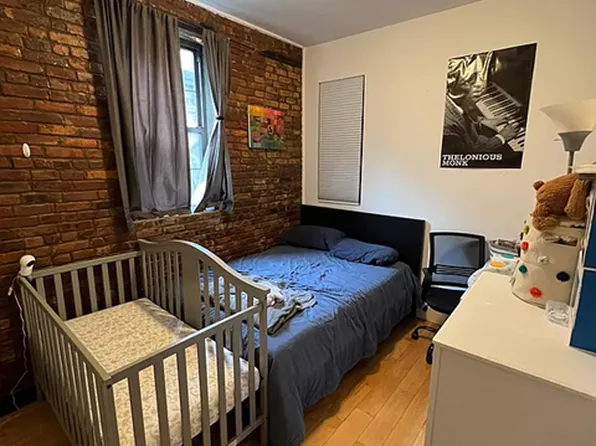 509 Dean Street image 5 of 13