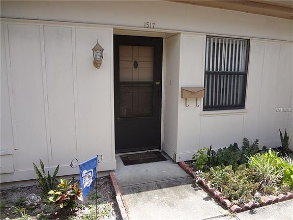 3rd image of 1517 Mission Hills Blvd #1517