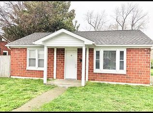 704 1st St, Park Hills, MO 63601