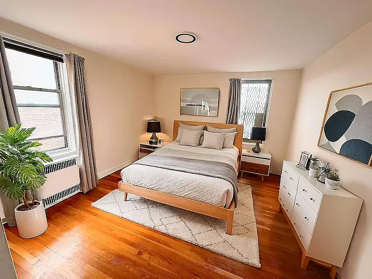 83-57 118th St #3B — Photo 4