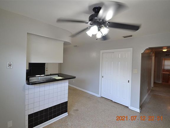 5th image of 1402 E 27th Ave