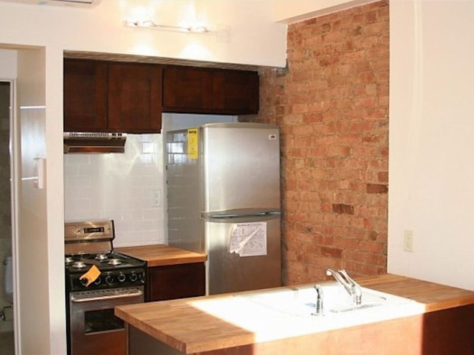 1st image of 222 E 50th St APT 2B