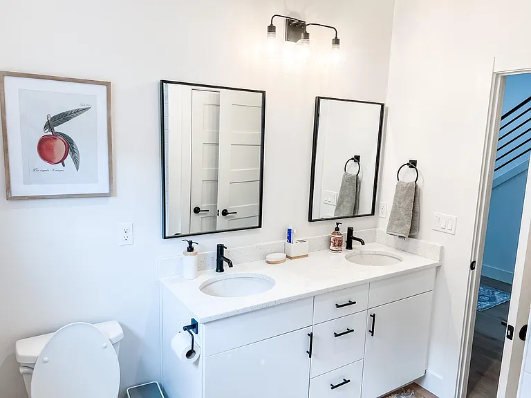 7018 N Courcelles Pkwy — Photo 17