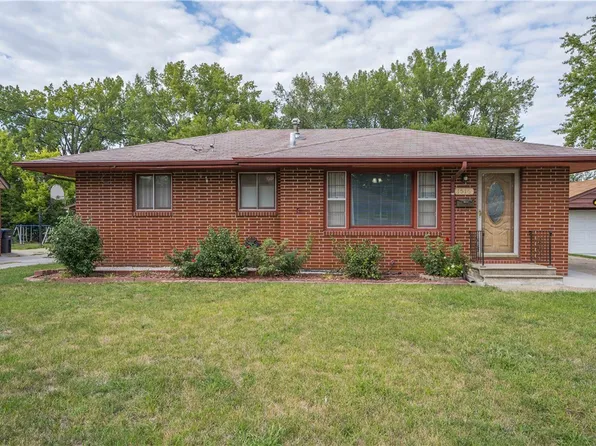 1516 Henderson Ave, Des Moines, IA 50316